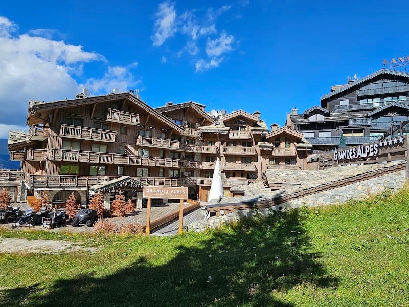 Grandes Alpes Private Hotel & Spa Courchevel photo