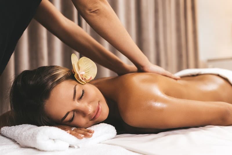 Green Cherry Day Spa Flores photo