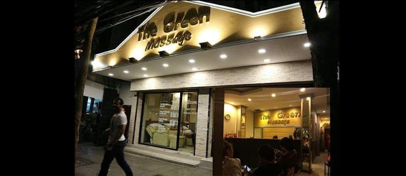 Green Massage for Beauty Enhancement Tak photo