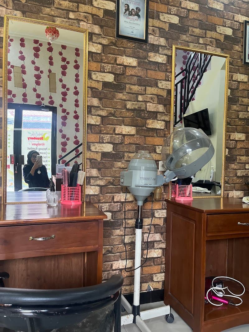 Griya Ayu Strawberry Salon dan Spa Kebumen photo