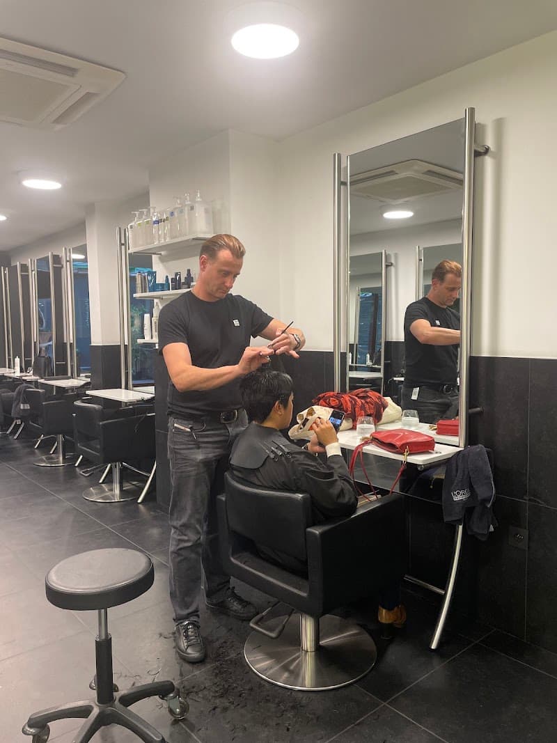 Guy Alexandre Coiffure Bruxelles photo