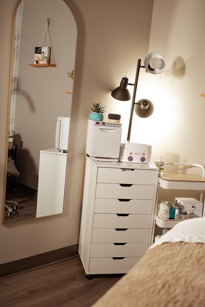 H2Glow Brow and Skin Huntersville photo