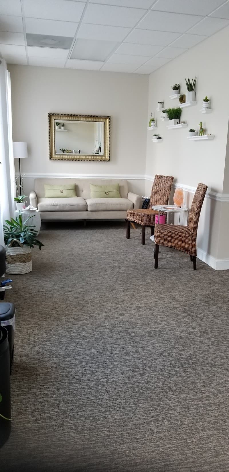 Halo Salt Studio and Spa Pooler photo