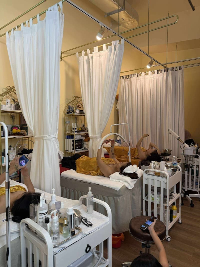 Halux Beauty & Spa Singapore photo