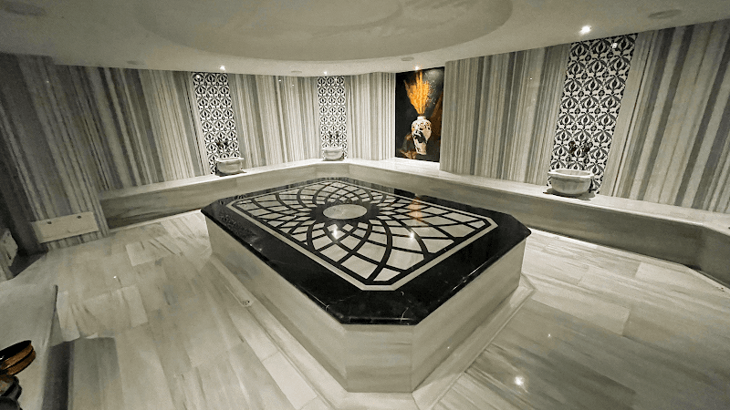 Hamam Emira Cologne photo