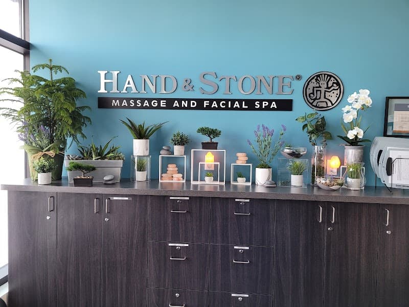 Hand and Stone Massage and Facial Spa - Oshawa photo