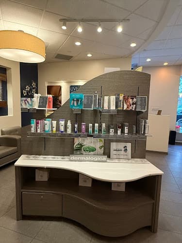 Hand & Stone Massage and Facial Spa Markham photo