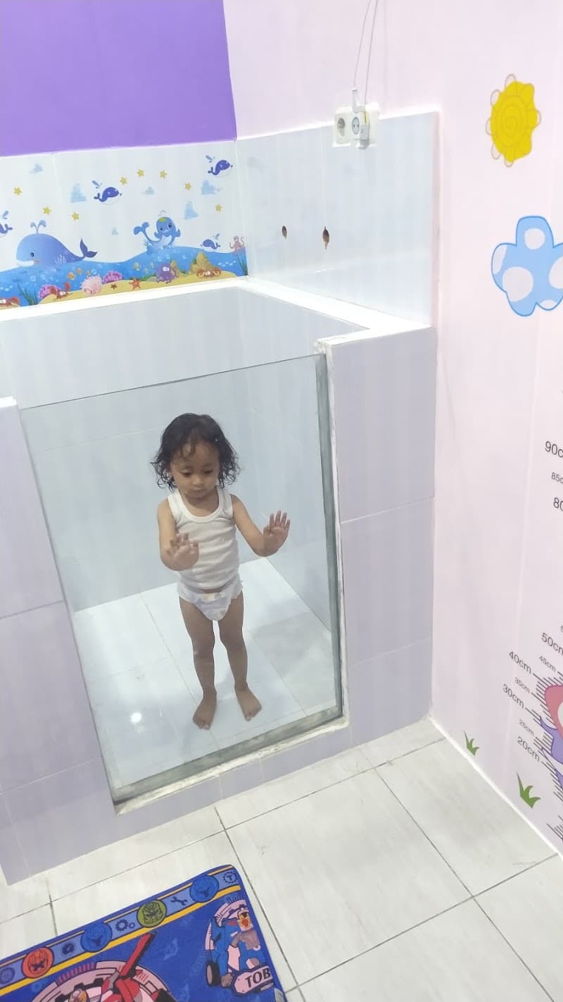 HappyCare Ponorogo Moms and Baby Spa photo