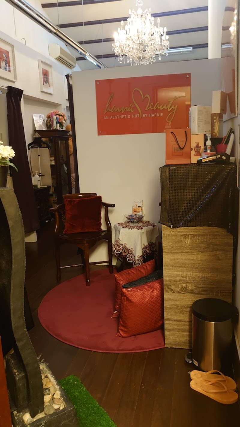 Harnie's Beauty Singapore photo