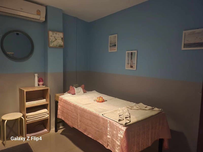 Haru Traditional Thai Massage Bangkok photo