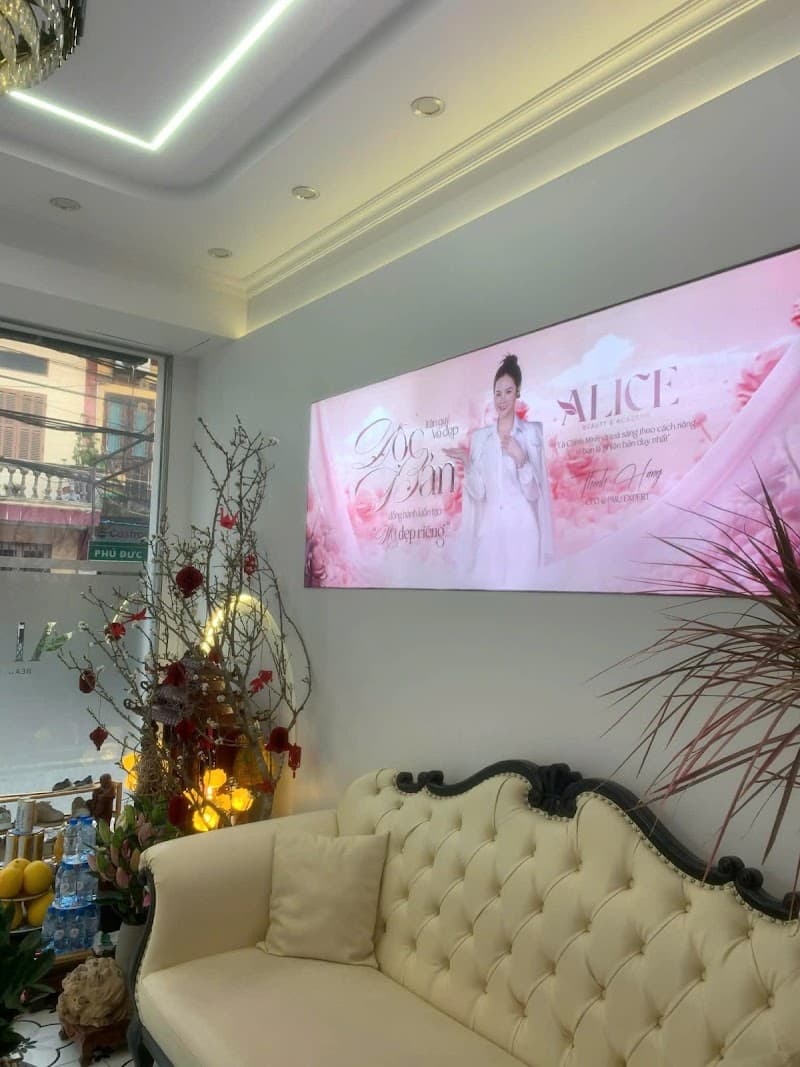 HAUHP BROWS - Phun xăm tự nhiên Thái Bình photo