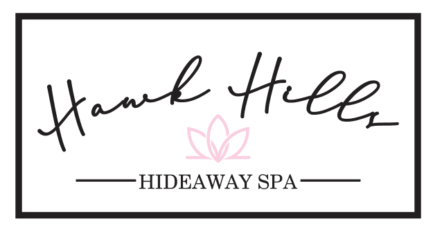 Hawk Hills Hideaway spa County of Northern Lights photo