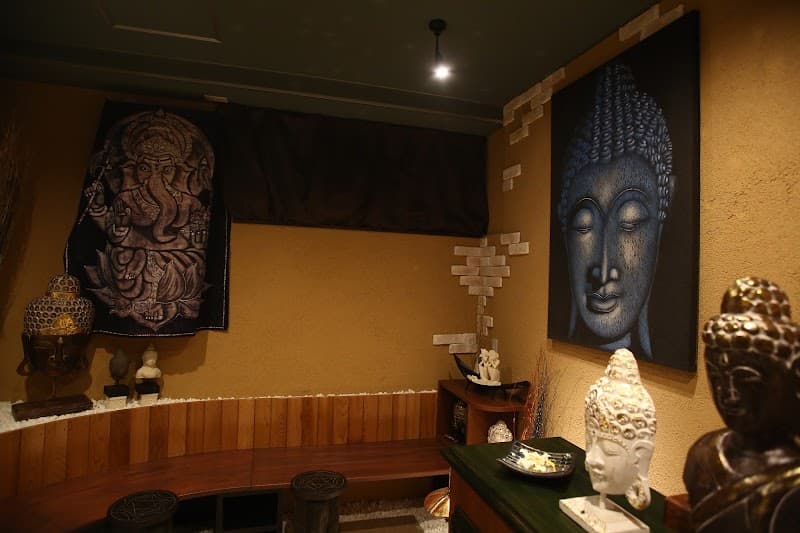 Head Mania Shinbashi Store Minato Ward photo