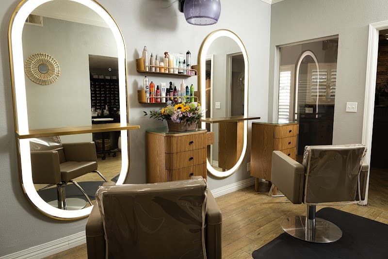 Headlines Salon & Spa Yuba City photo