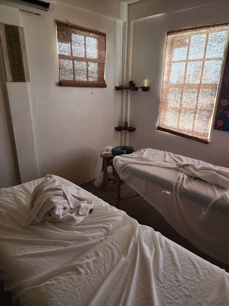 Healing Touch Day Spa Caye Caulker San Pedro photo