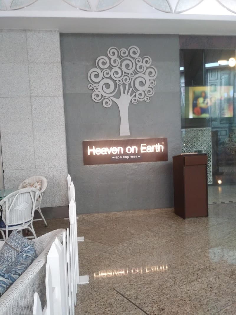 Heaven And Earth Spa Mumbai photo