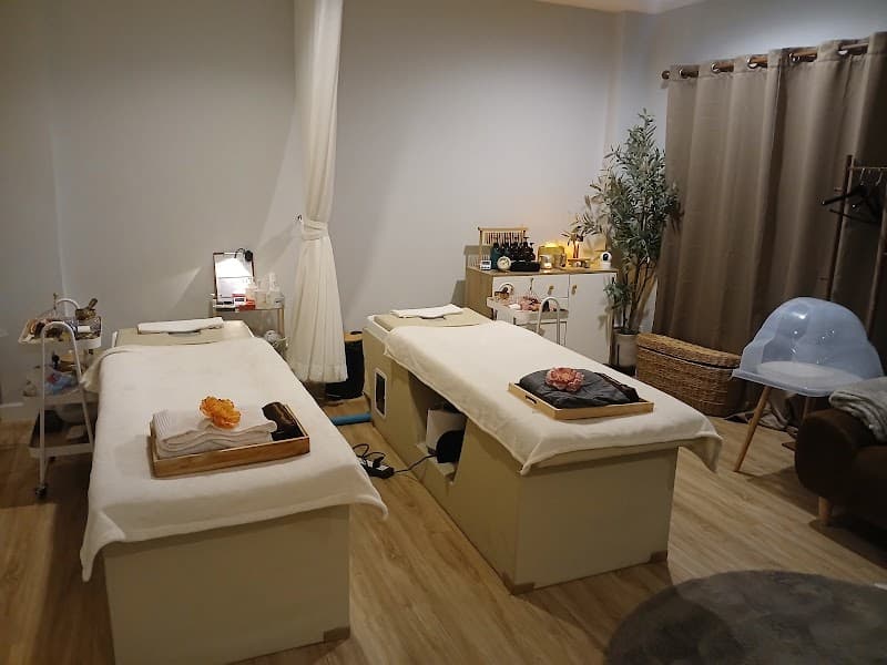 Heavenly Sleep Relaxing Hair Wash Vietnamese Hair Wash and Relaxing Blow Dry Bangkok photo