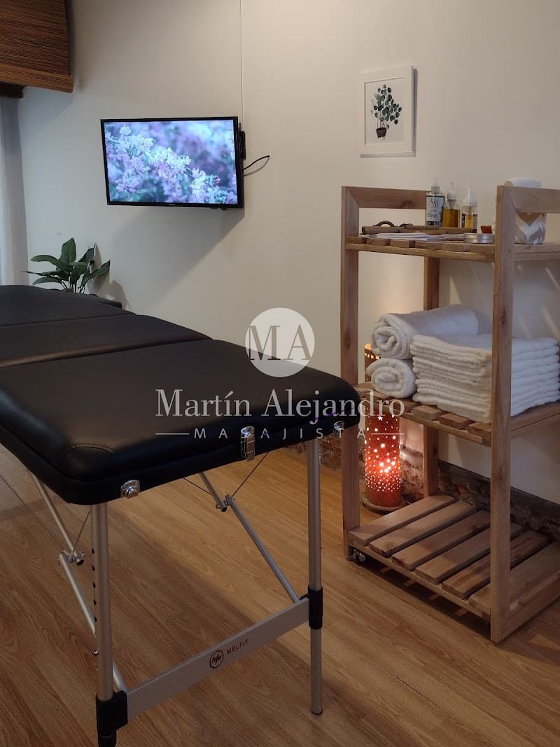 Héctor Alejandro Masajista en Santa Fe photo