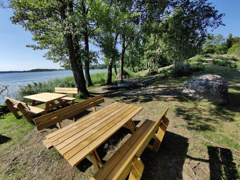 Helgarö kläpp Södermanlands län photo