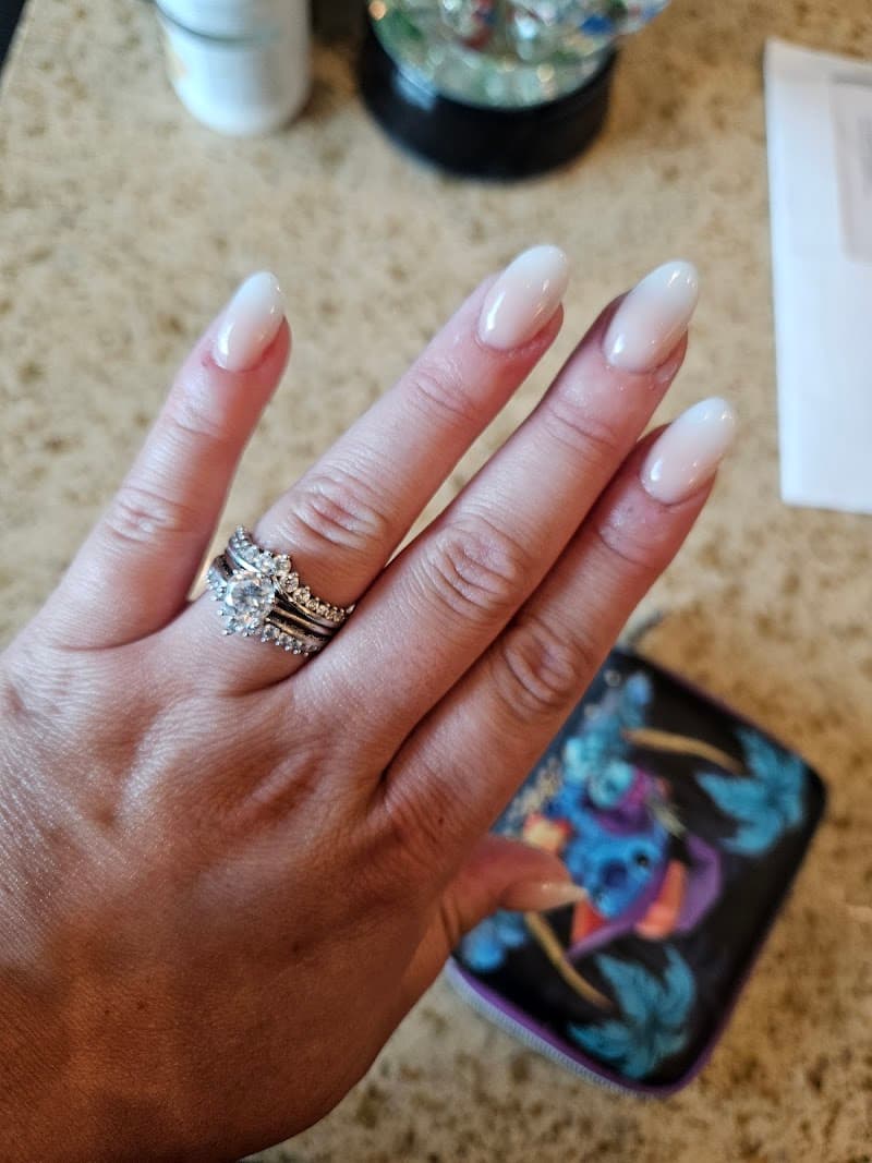 Hello Nails And Spa Vacaville photo