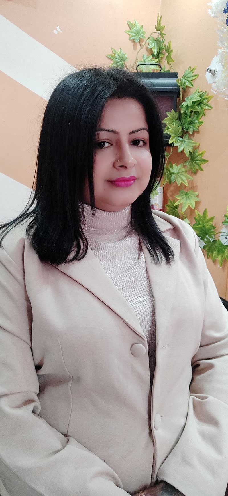 Hena ladis beauty parlour Midnapore photo