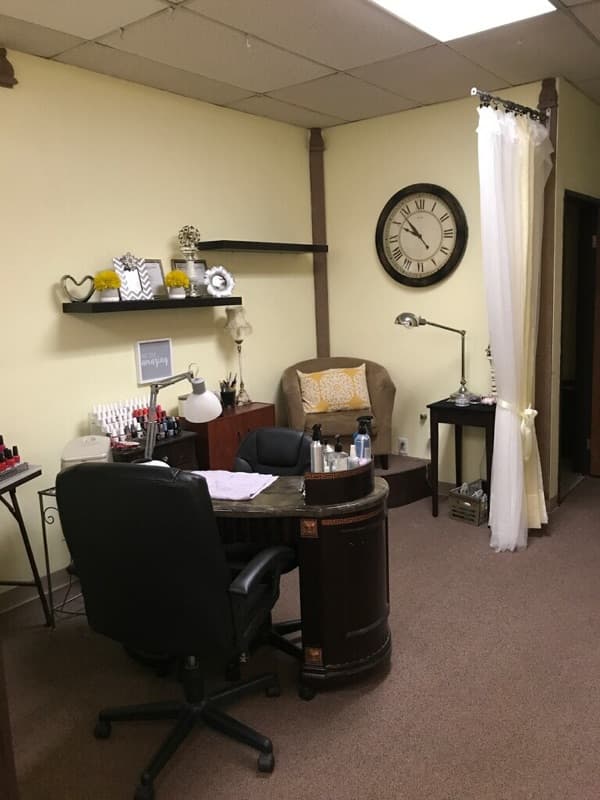 Hidden Retreat Salon & Spa Wauwatosa photo