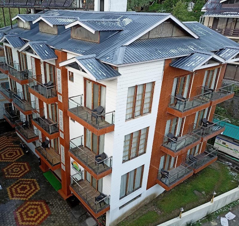 Hill County Resort & Spa Manali photo