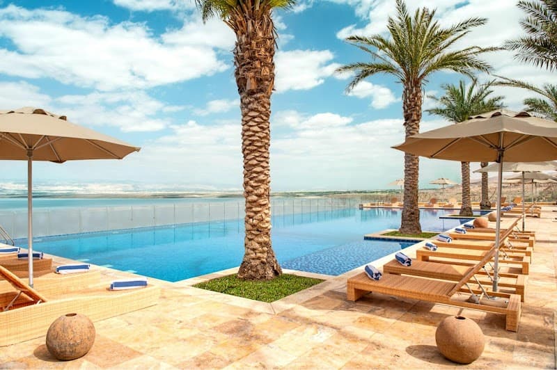 Hilton Dead Sea Resort & Spa photo