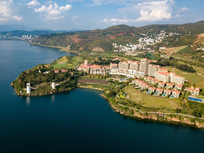 Hilton Yuxi Fuxian Lake Kunming photo