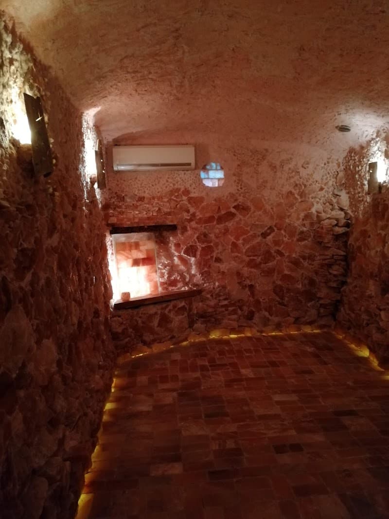 Himalayska Spilja - slana soba i himalajska sol - Zagreb Trešnjevka photo