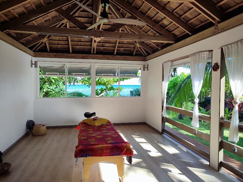 Hina massages Tahiti photo