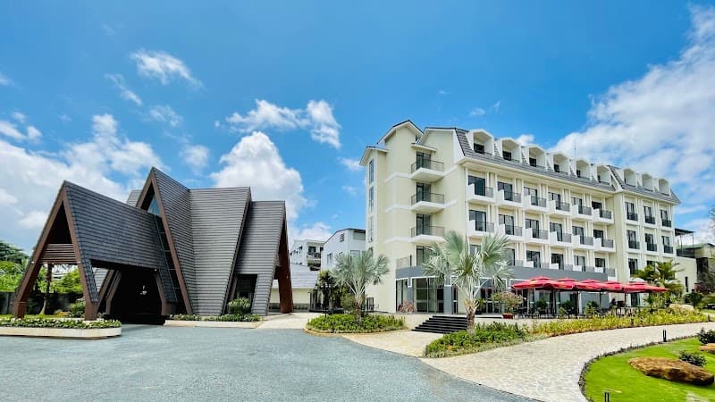 Hoà Hường Bảo Lộc photo