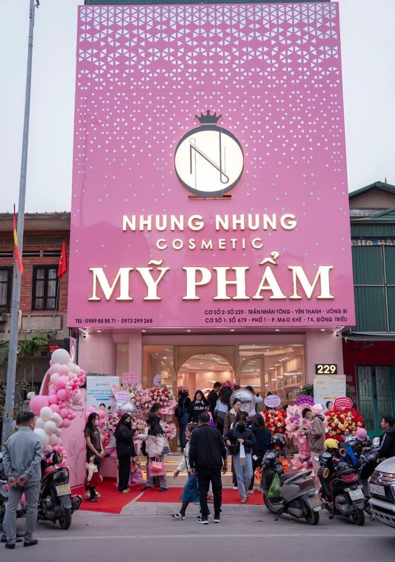 HOÀNG NHUNG AUTH cosmetics Móng Cái photo