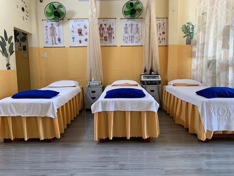Hoàng Thảo Vật Lý Trị Liệu/Phục Hồi Chức Năng Đà Nẵng Quận Liên Chiểu photo