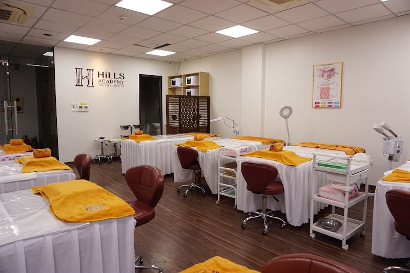 Học viện thẩm mỹ Hills Academy Quận Nam Từ Liêm photo