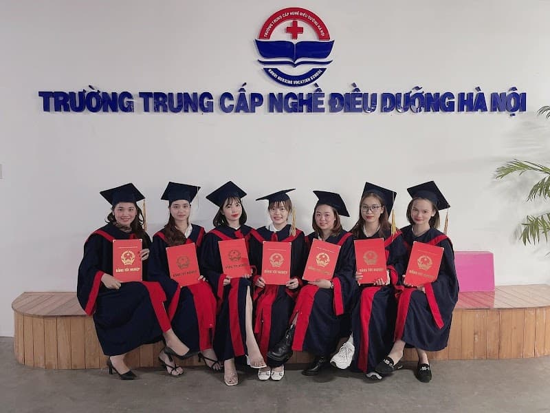 Học Viện Thẩm Mỹ Ngọc Rosa Spa Quận Hải Châu photo