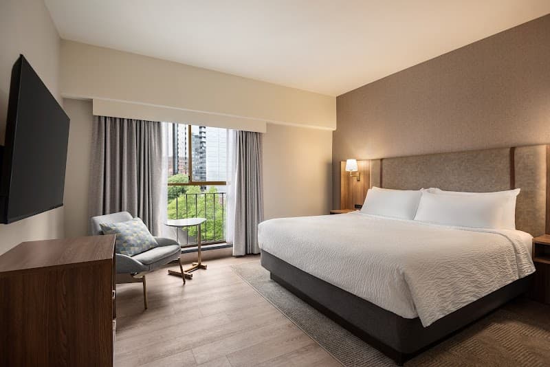 Holiday Inn & Suites Vancouver Downtown by IHG photo