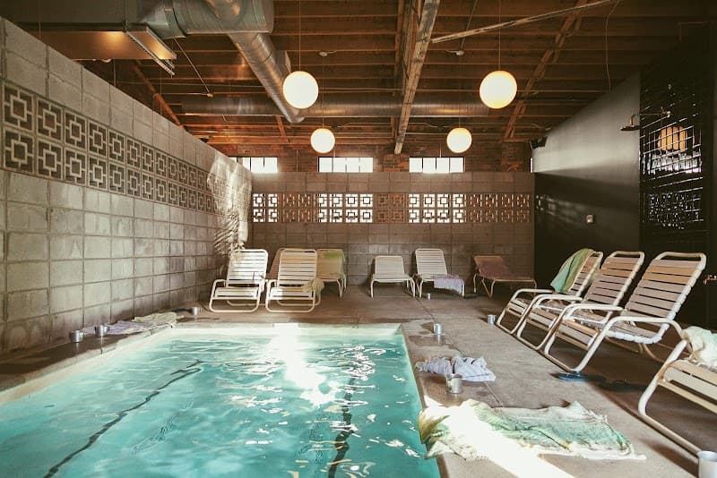Holiday Salon & Bathhouse Nashville photo
