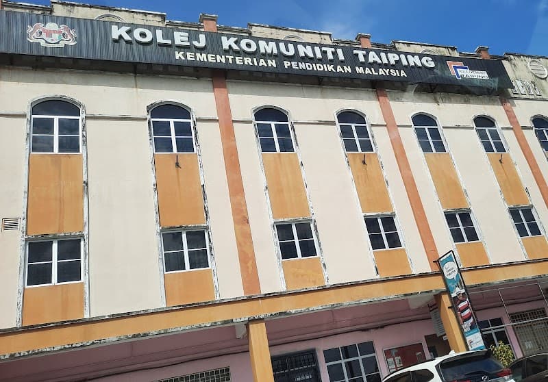 Holla Mamamia Spa Kolej Komuniti Taiping Kamunting photo
