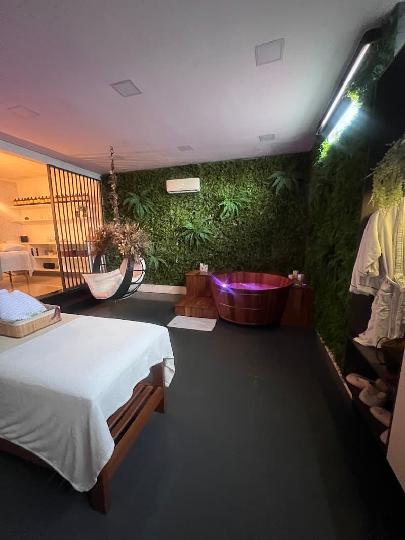 Home Spa Thays Morais Mogi das Cruzes photo