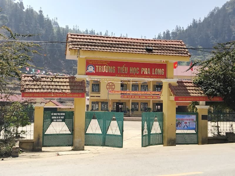 Hồng Ngọc spa ki ốt 12 -12 chợ mường Khương tt mường Khương Huyện Mường Khương photo