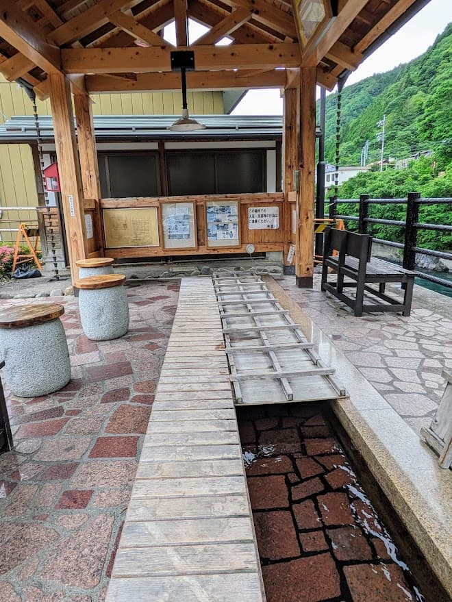 Honmachi Shinsui Park Footbath Kiso Town, Kiso District photo
