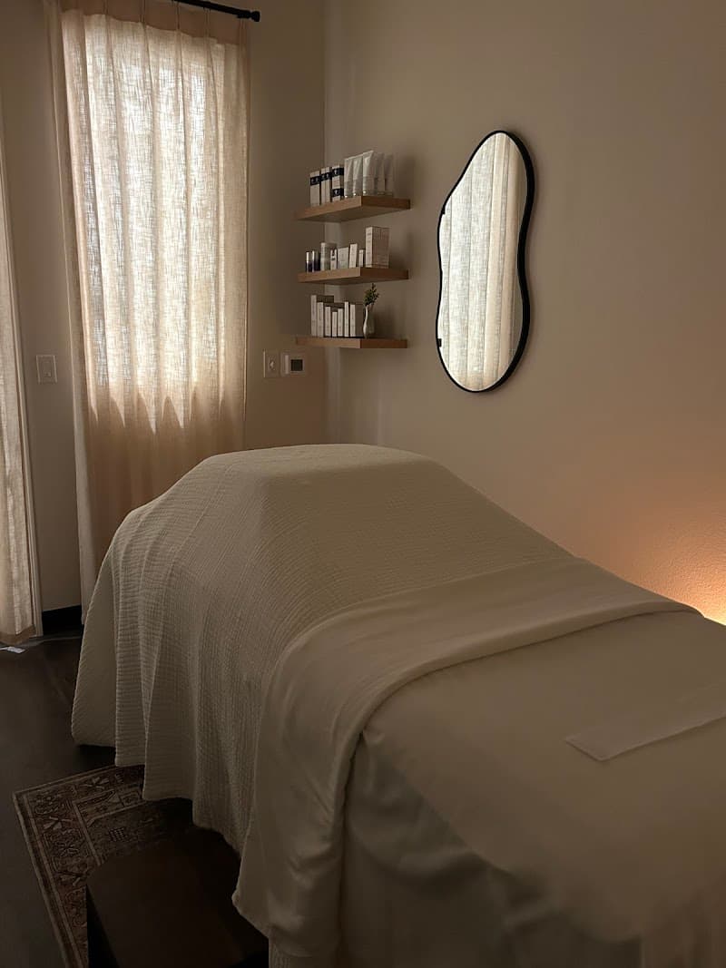 Honor Skin Studio Long Beach photo