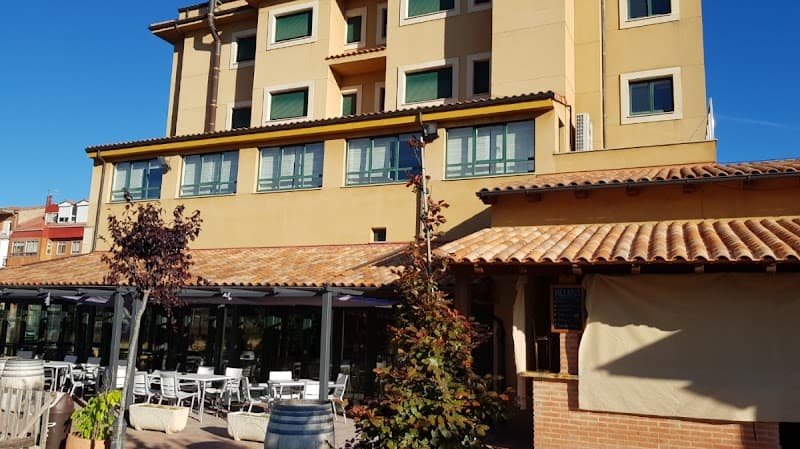 Hospedium Hotel Spa Puerta Vadinia Cistierna photo