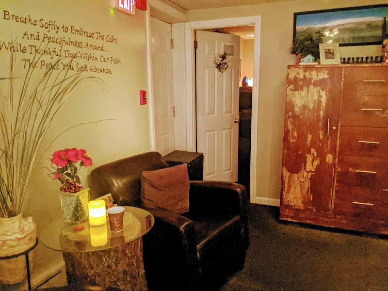 Hot Hands Studio & Spa Philadelphia photo