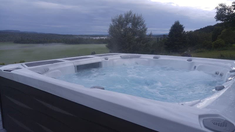 Hot Tub Express Thunder Bay photo