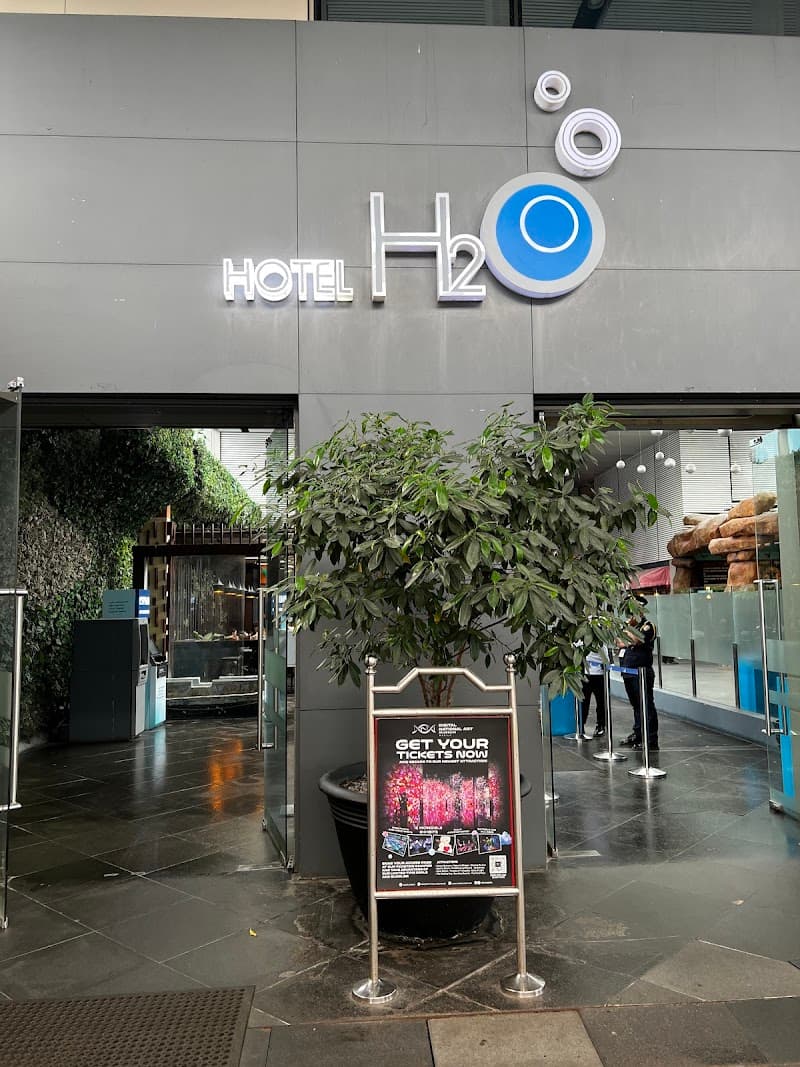 Hotel H2O Manila photo