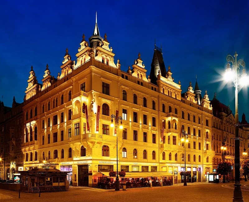 Hotel KINGS COURT Prague photo