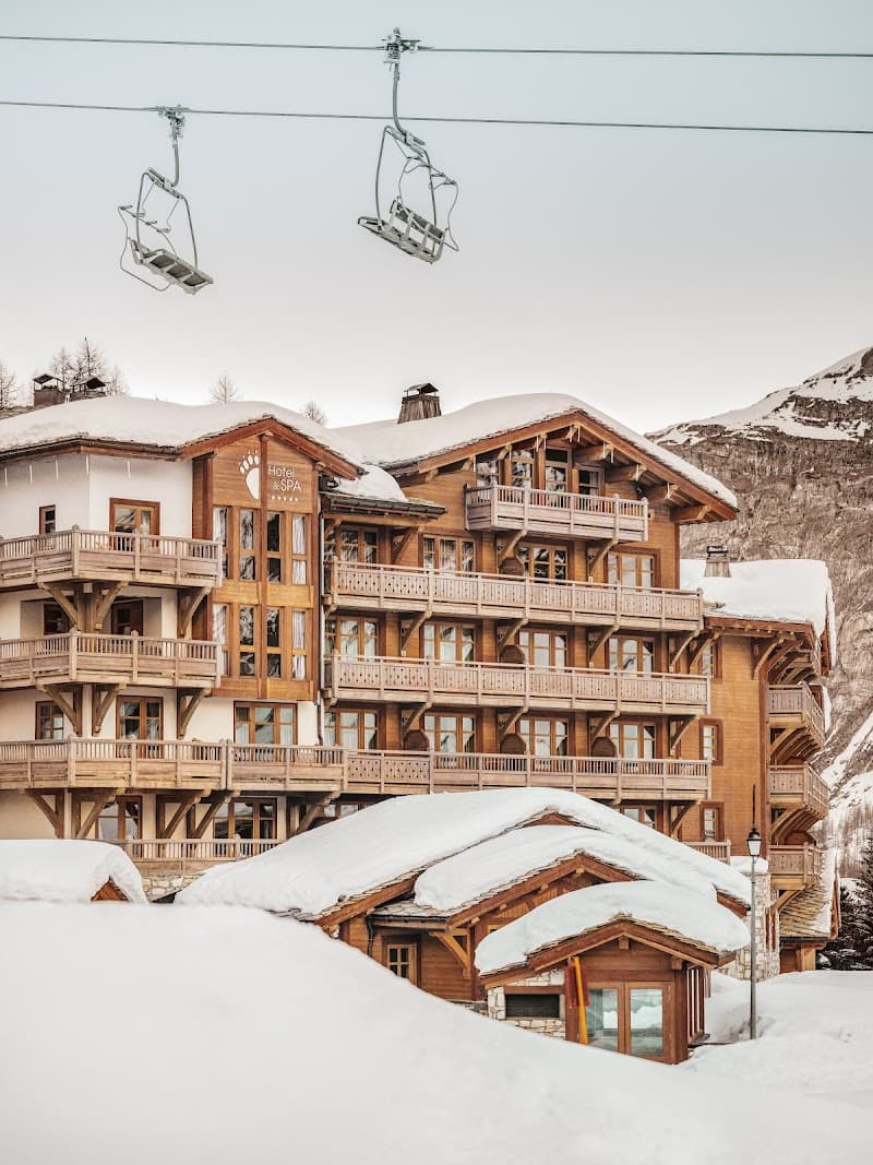Hôtel les Barmes de l'Ours Val d'Isère photo