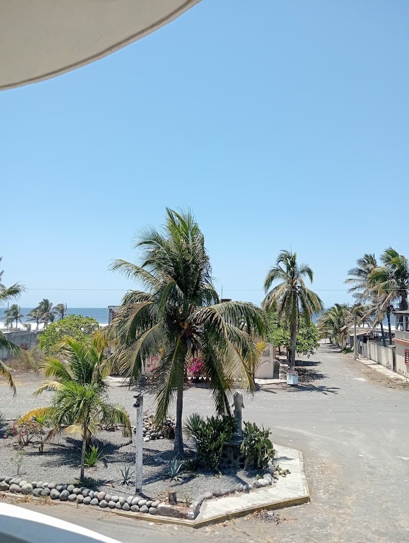 Hotel oasis surf camp spa Cihuatlán photo